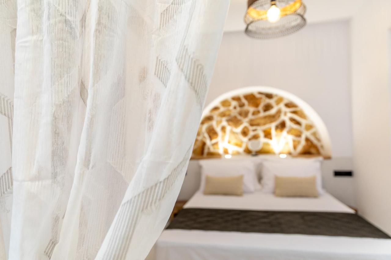 Camares Of Castle - New Luxury Apartments Naxos City Buitenkant foto